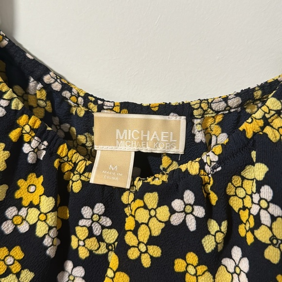 Michael Kors blouse size Medium - Picture 3 of 4